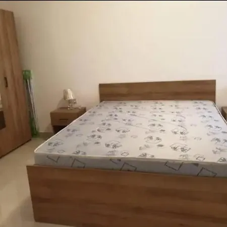 Διαμέρισμα Cardin Court